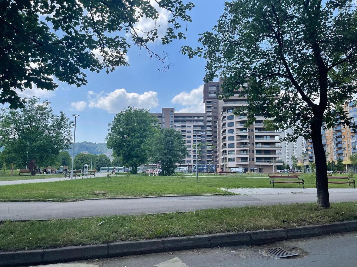 City Heez Apartman Apartment Tuzla Exterior photo